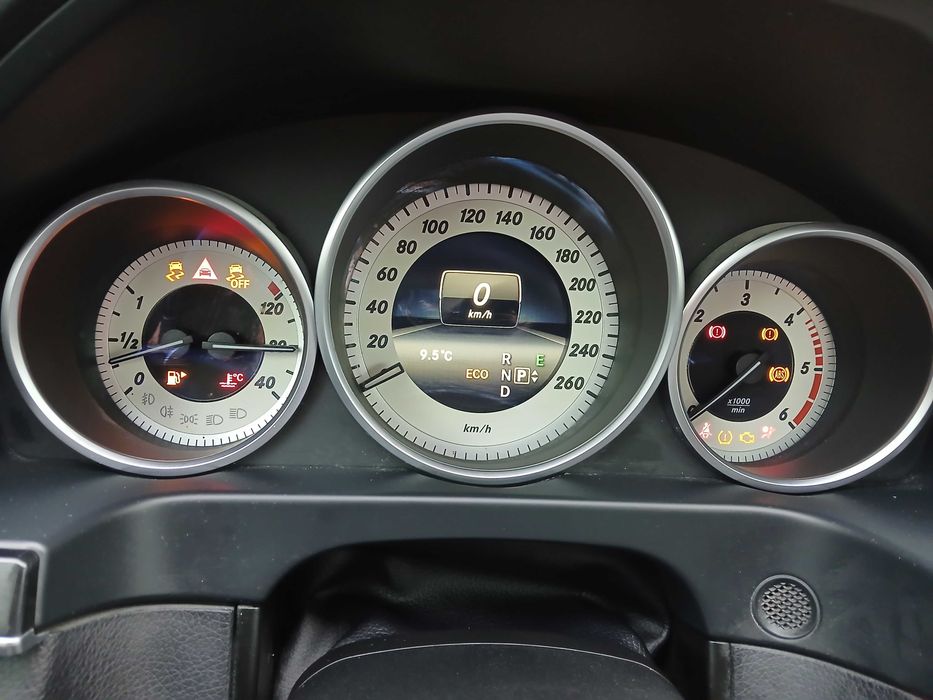 Продаж Mercedes-Benz E-Class