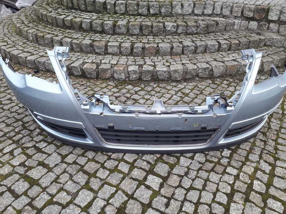 Zderzak Przód Przedni Volkswagen Passat B6 PDC LA6Q