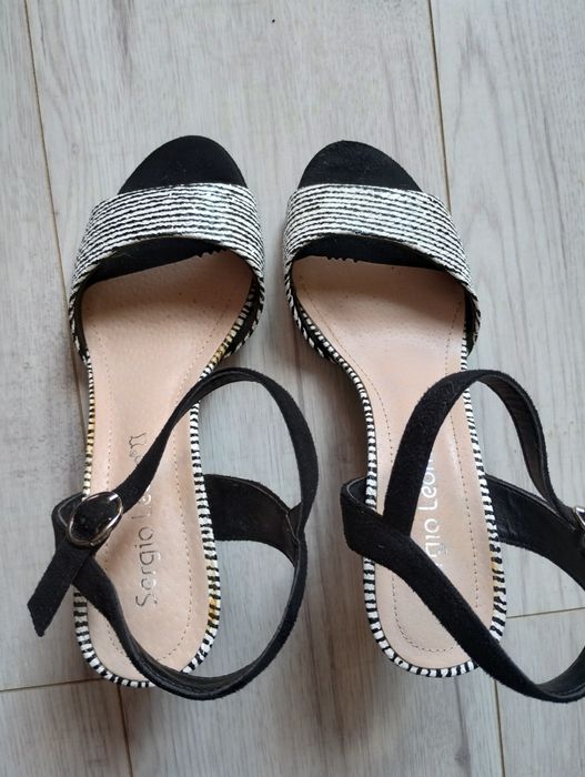 Sandały na słupku Sergio Leone 38