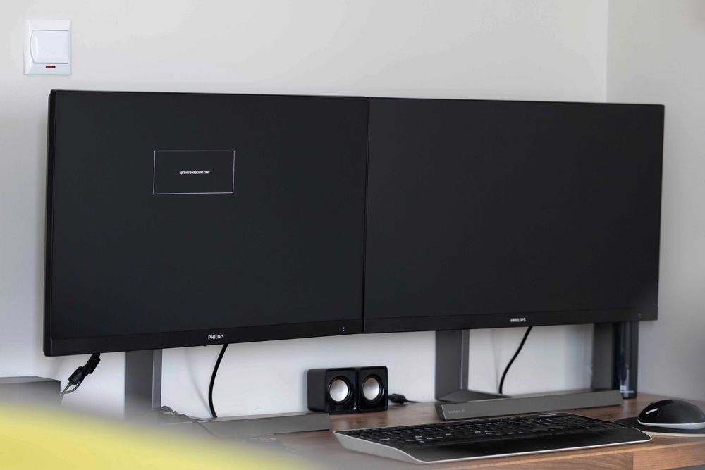 Philips Momentum 278M1 4K Ambiglow dwie sztuki 27"