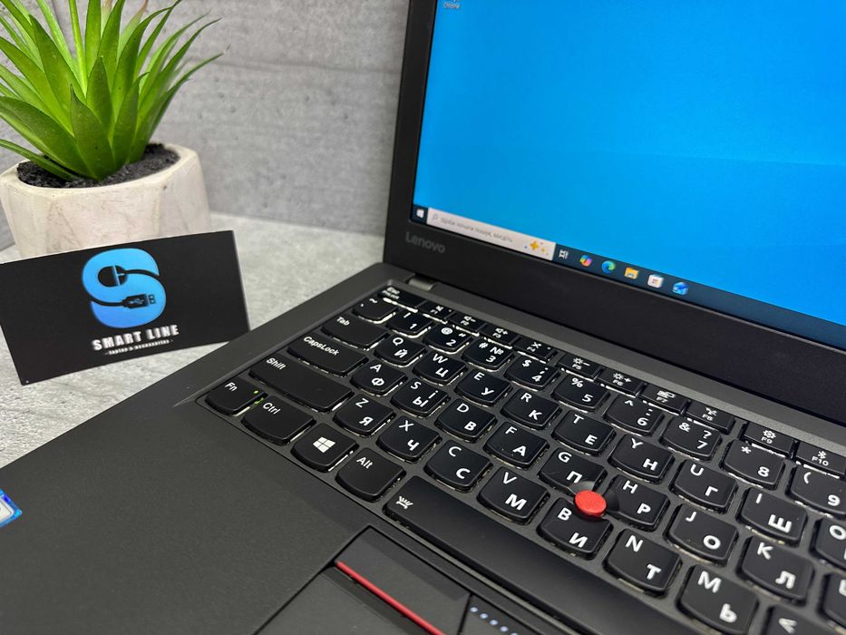 Бюджетний ноутбук Lenovo X270/12.5"/i5-6300u/8gb ddr4