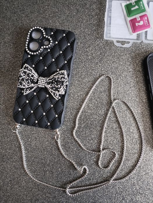 Etui do iPhone 16