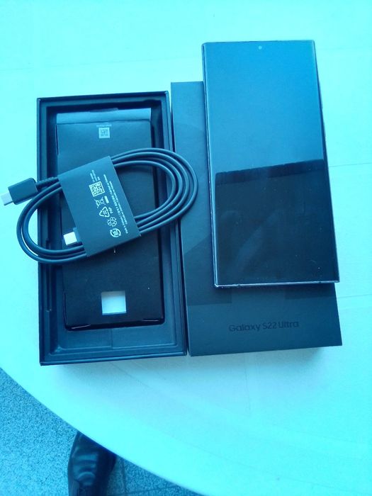 Samsung S22 ultra 256g pouco uso ler texto