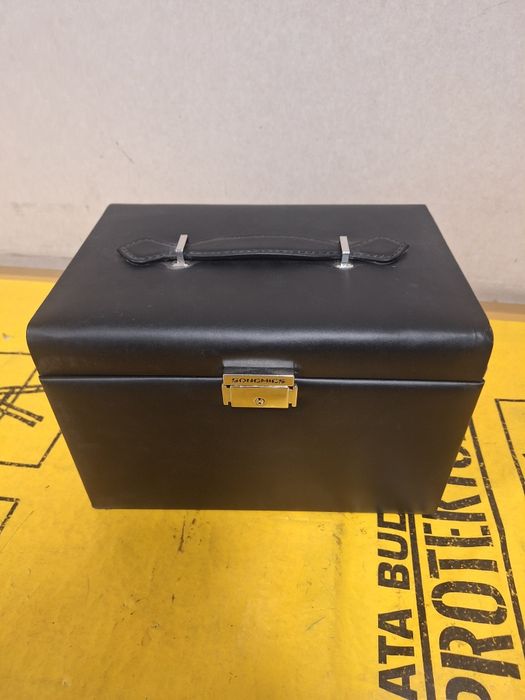 organizer na biżuteria