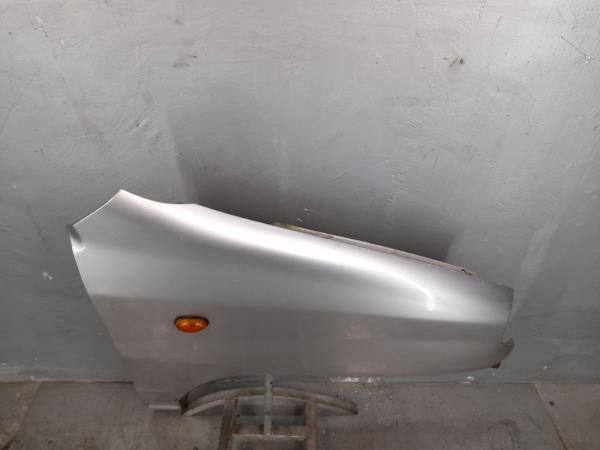 Guarda-lamas direito HYUNDAI Atos (MX)