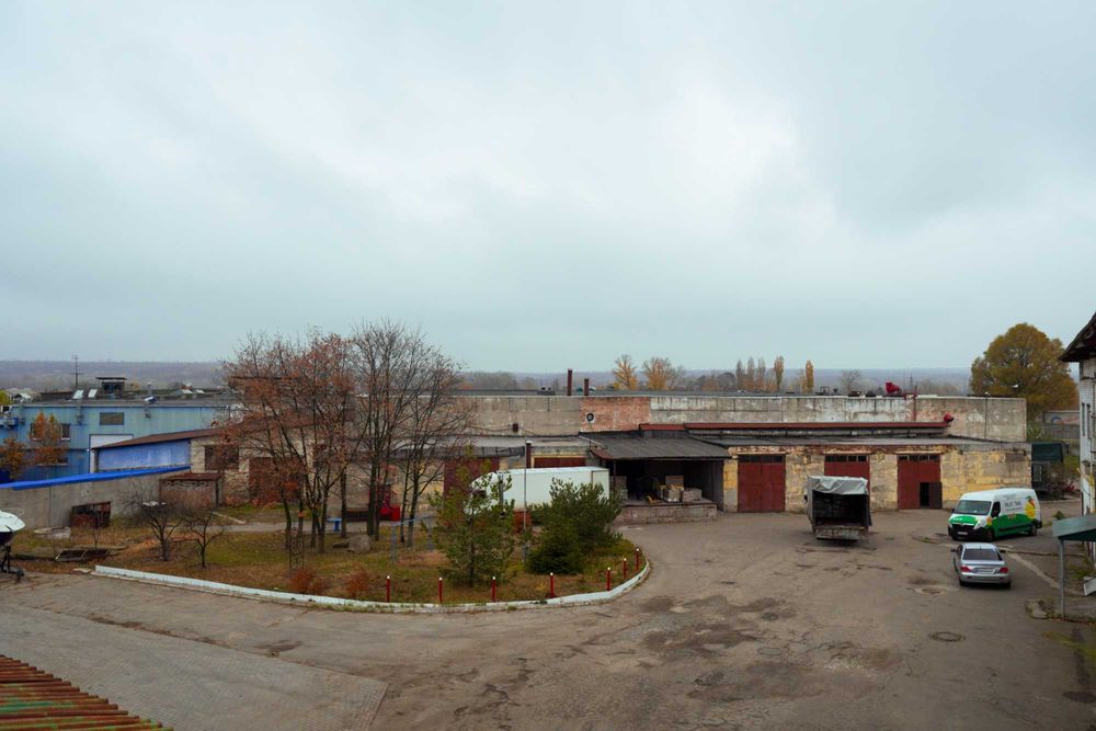 Продам производственные склады с холодильниками! Автопарковая