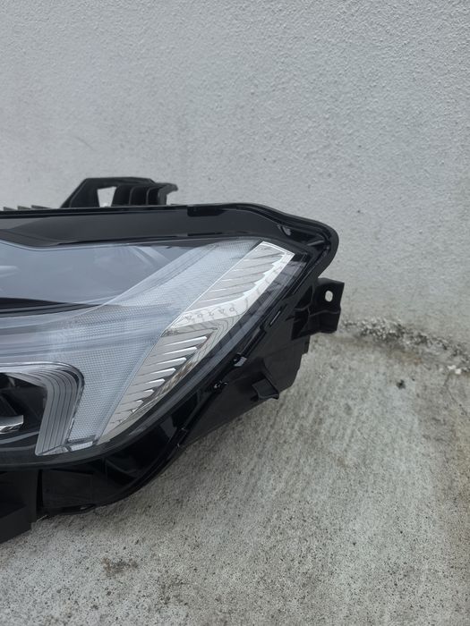 Farol volvo xc60