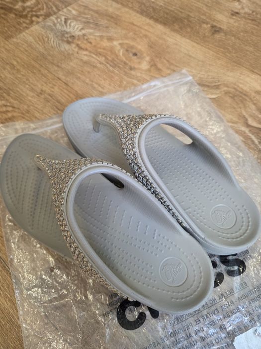 Шлепанцы, вьетнамки Crocs, р.w6