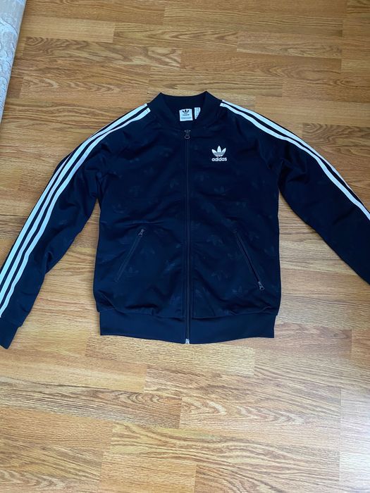 Бомбер Adidas  р. С