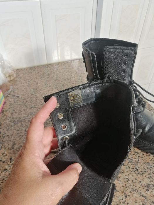 Botas pretas n. ° 38