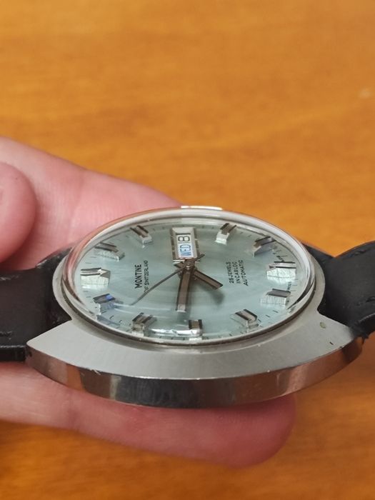 Montine of Switzerland - Automático - 25 jóias