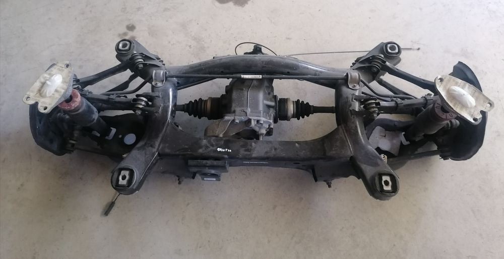 Suspensão traseira completa BMW 118d F20
