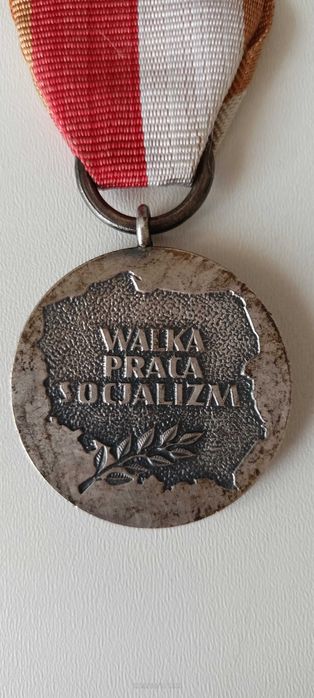 Medal 40-Lecia PRL z wstęgą orderową