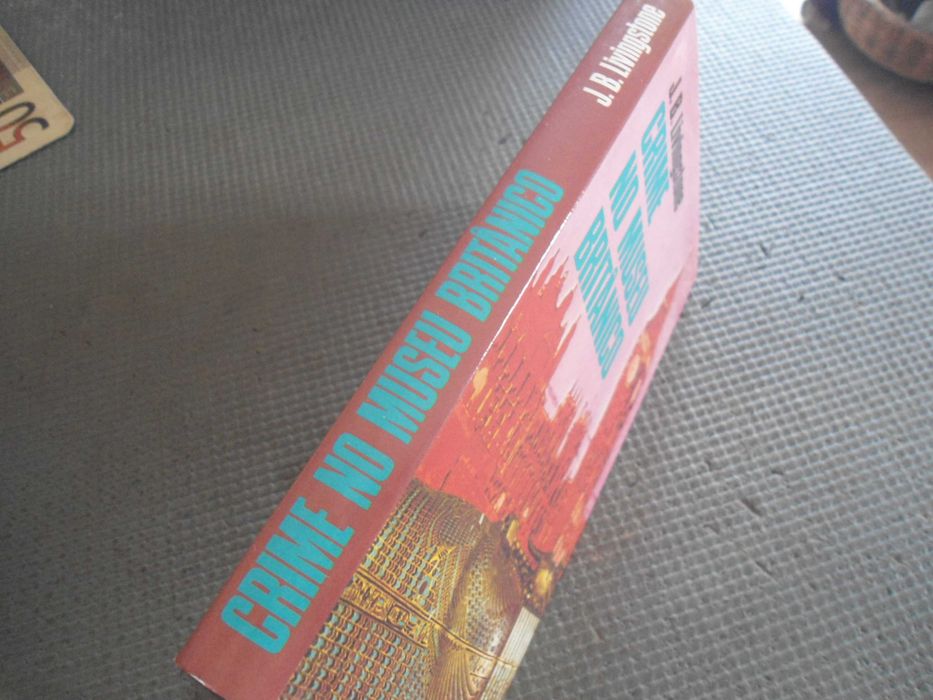 Crime no Museu Britânico por J B Livingstone