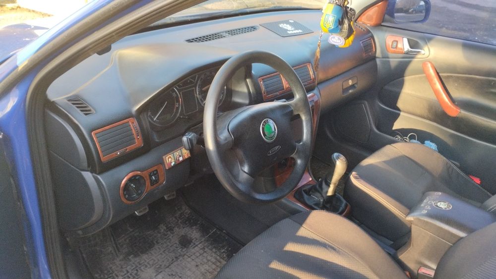 Октавія тур 1,6 газ/бензин