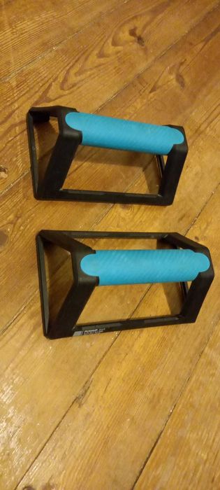 Par de Halteres 20Kg + Brinde - Marca Decathlon - Como novos