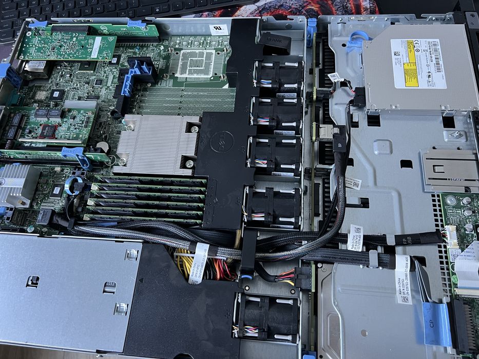Serwer Dell R320 96GB RAM uzywany