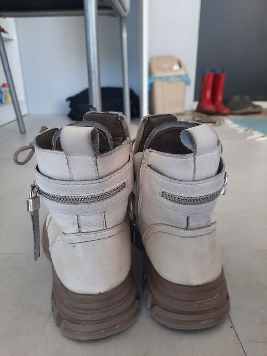 Замові ботинки 37