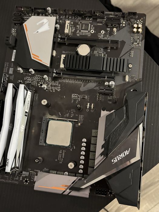 Plyta główna + procesor+ dysk ssd+ pamieć ram