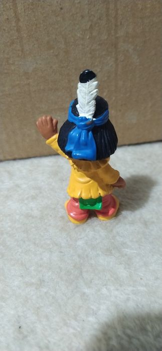 Boneco antigo yakari