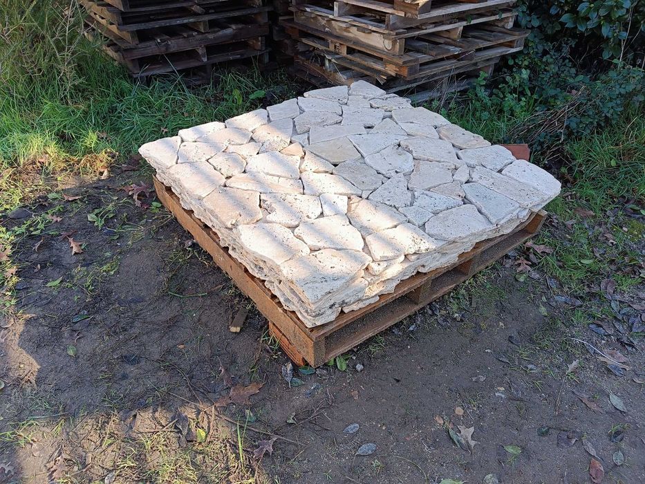 Travertino irregular - crazy paving