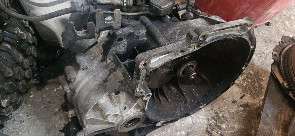 Caixa de velocidades ford focus 1.6 tdci