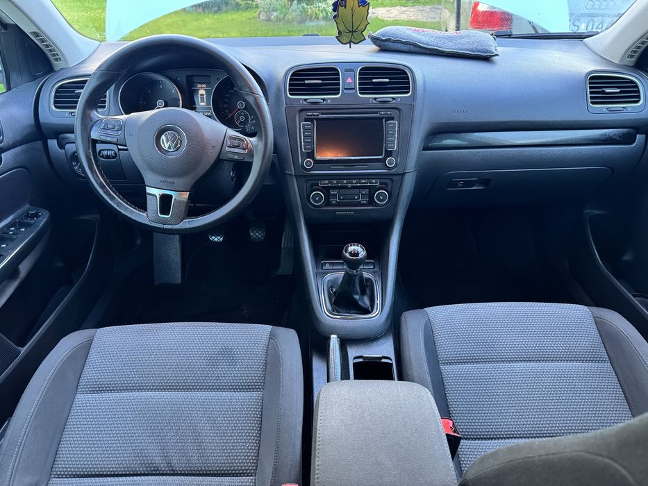 Vw golf 6 kombi  2,0 tdi cr