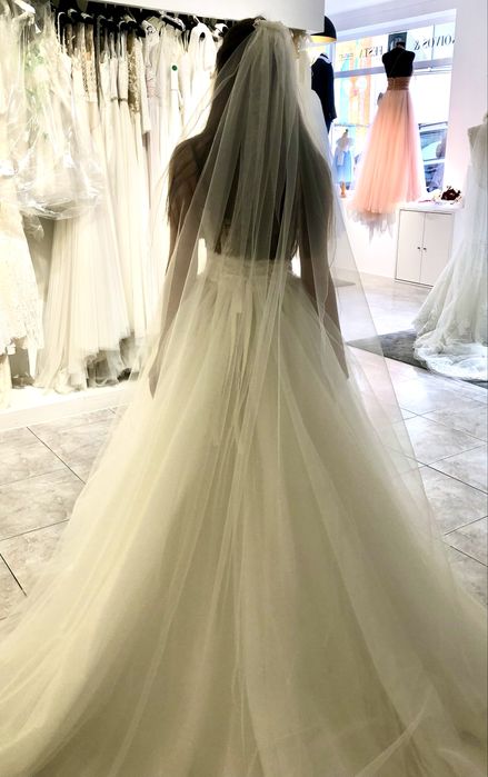 Vestido de noiva (cetim, tule) branco perolado, tamanho ajustável