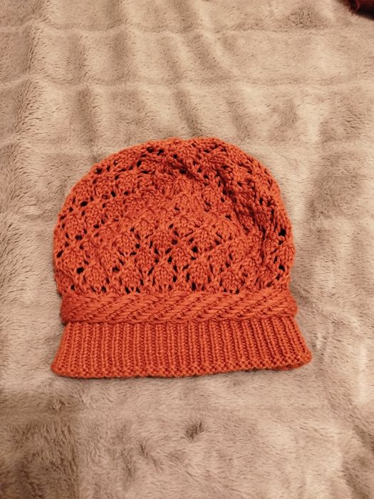 Ciepła czapka damska