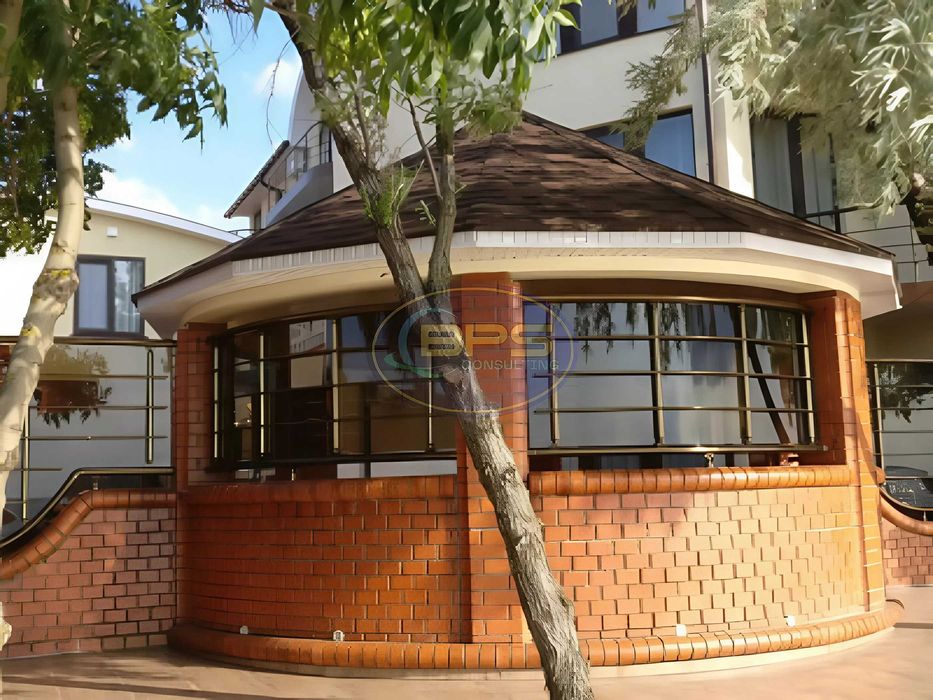 Люкс-готель у Затоці. 16 номерів + 4 котеджі — готовий бізнес!