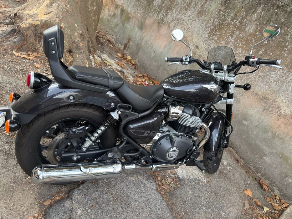 Royal enfield super meteor 650