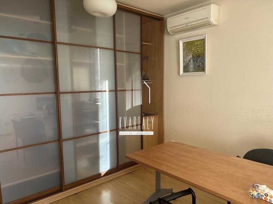 Продаж квартири/Голосіївський/Саперно-Слобідська,22