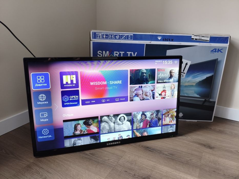 Телевізор Samsung 32 дюйми, 4K Smart TV, Wi-Fi Tizen
