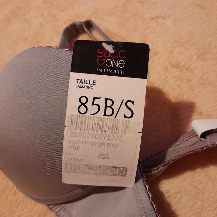 Новий набір білизни 75 B
