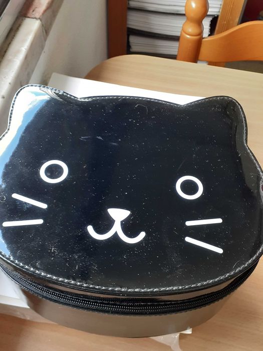 Fim de semana/ necessaire gato preto