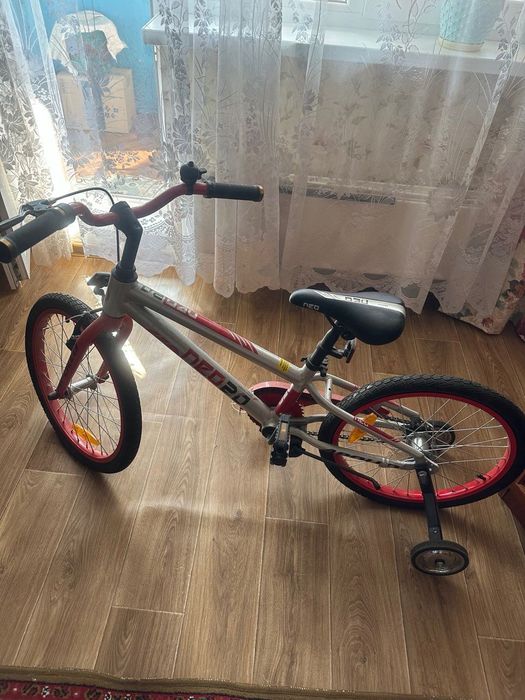 Дитячий велосипед