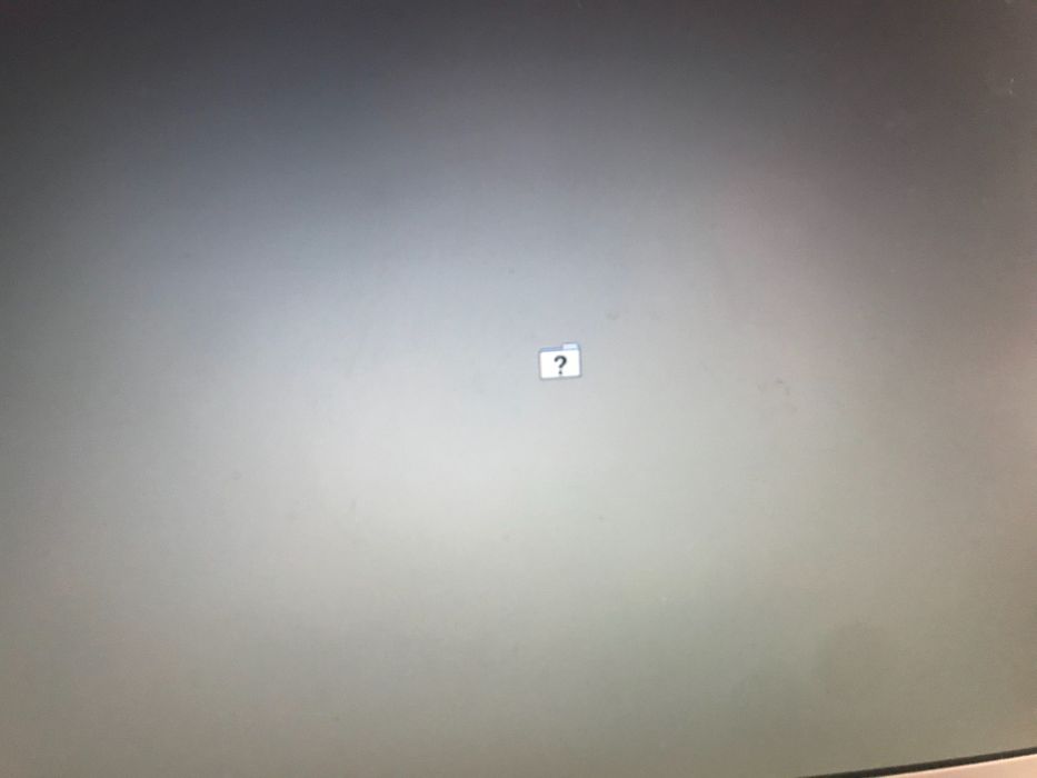 Portátil Apple PowerBook G4 com pequeno problema