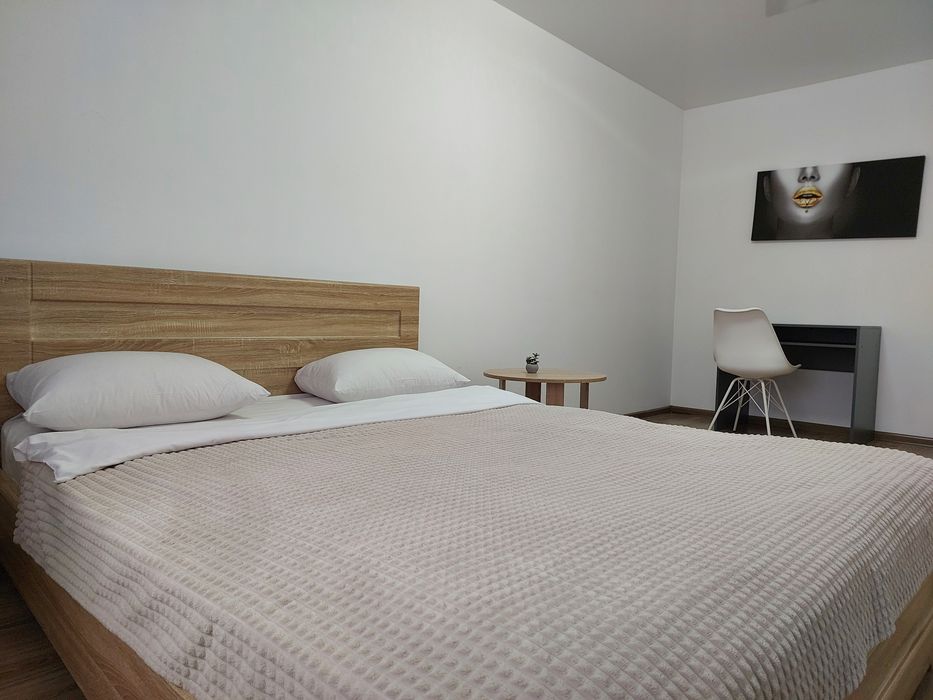 Тепла затишна ЖК Яровиця