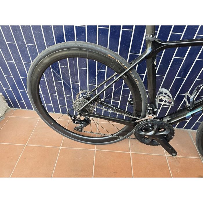 Giant carbono com rodas carbono