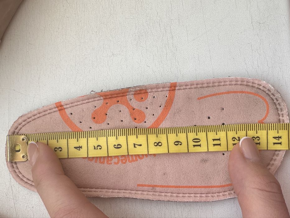 Шкіряні сандалі Biomecanics 23 розмір на дівчинку