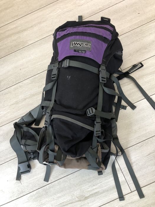 Каркасний рюкзак JANSPORT зі спальником