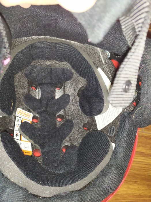 kask narciarski dziecięcy Wedze M
