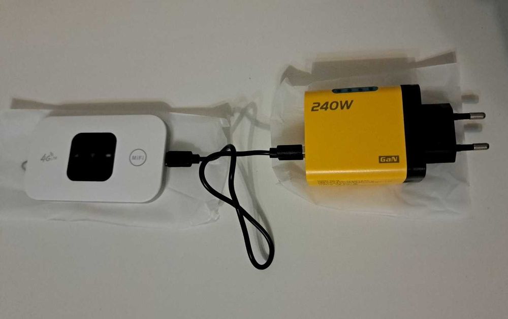 Нові 4G Роутери модеми WiFi, батарея 2100 мАг SIM КСтар  Vodafone Life