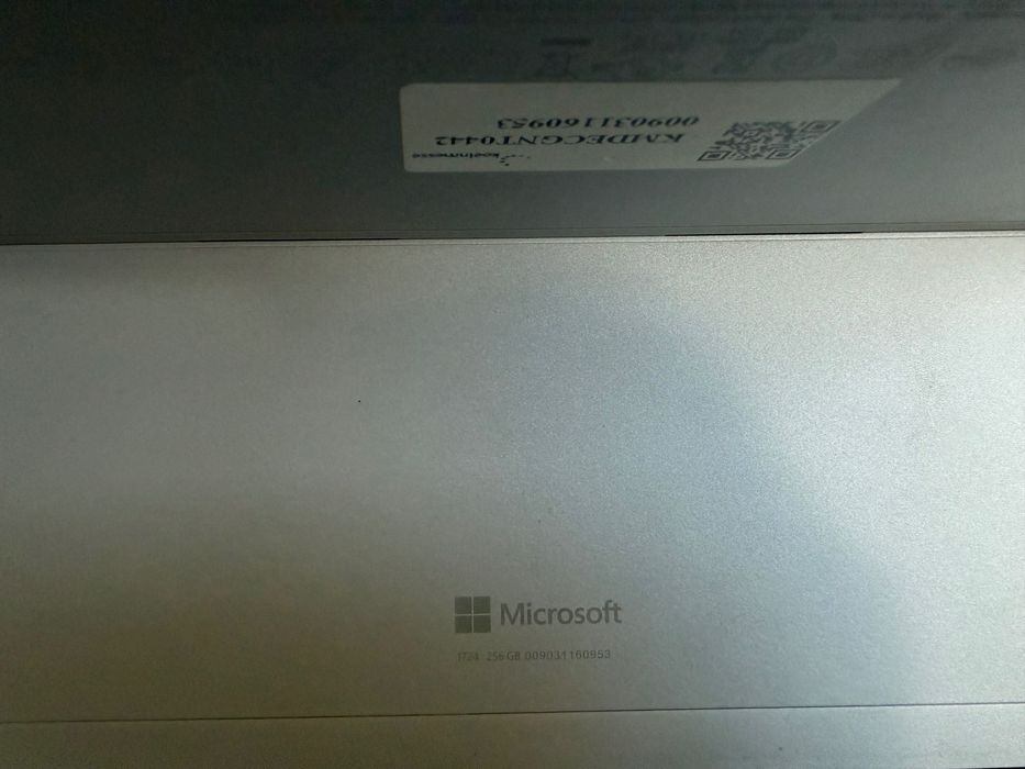 Продам планшет Microsoft