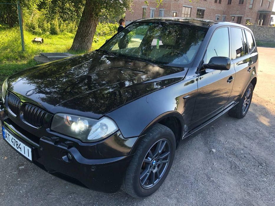 BMW X3 3.0d для військового