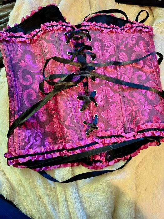 2 corpetes girissimos