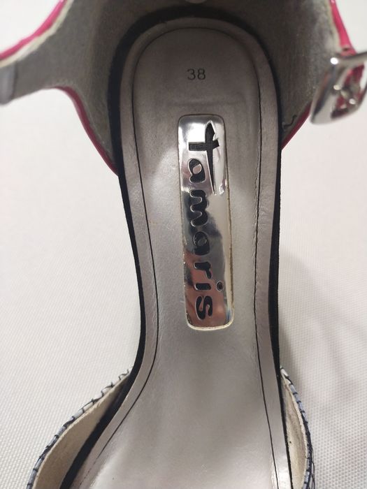 Buty - szpilki marki Tamaris - rozmiar 38