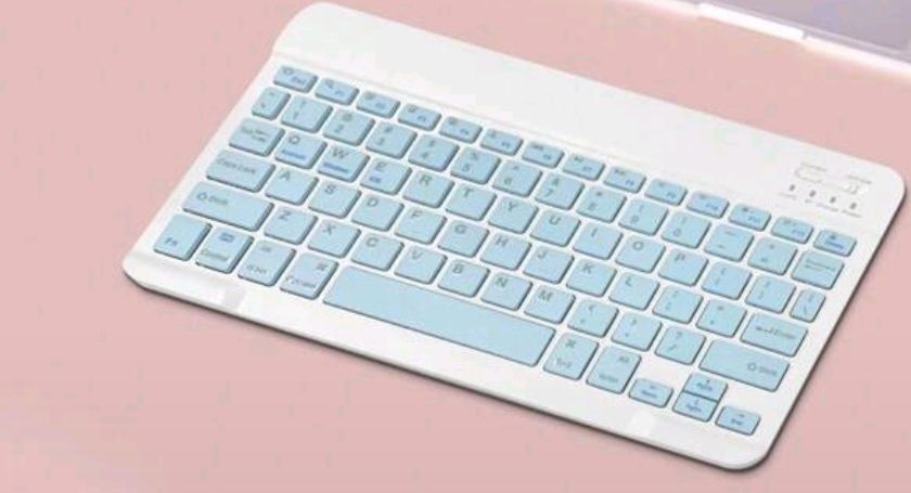 Vendo tablet usado como novo