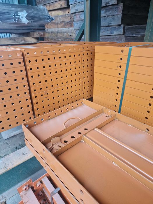 Painel Metálico - Pilar Metálico 3.00 mts / 2.50 mts