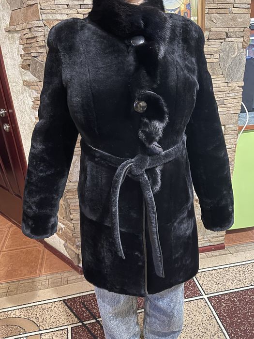 Шуба мутон с норкой